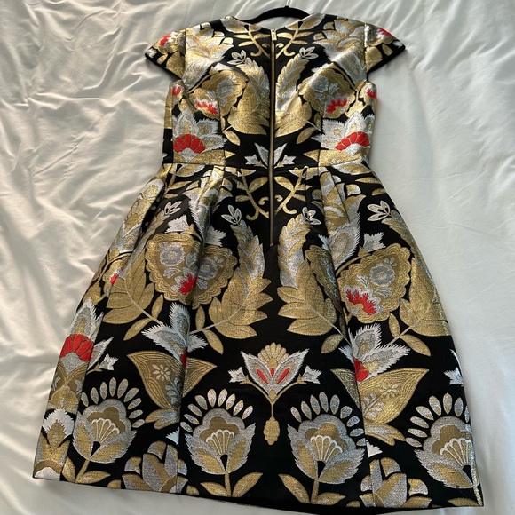 Embroidered metallic - Picture 2 of 2